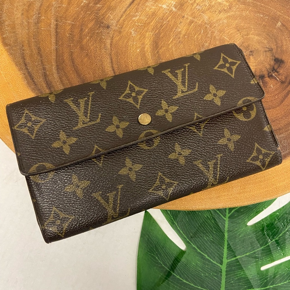 Louis Vuitton Classic Vintage Wallet